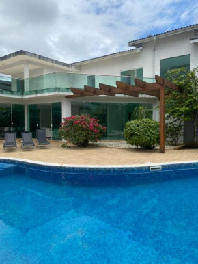 Casa de Praia em Condomínio Hanga Roa Bertioga